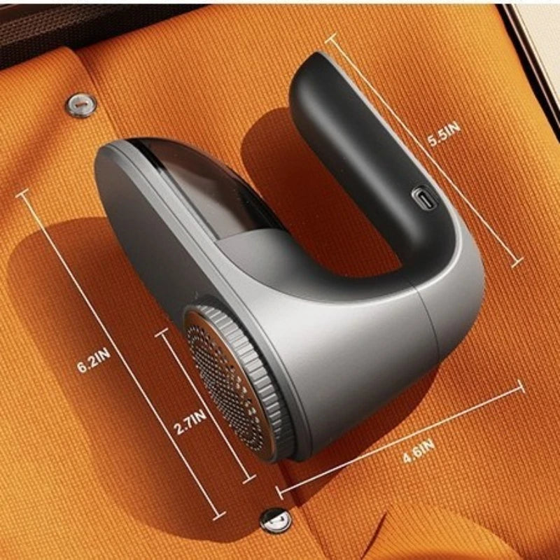 SmoothFlow™️ Pro: Den genopladelige USB-fnugfjerner, der ubesværet genopretter tøjet.